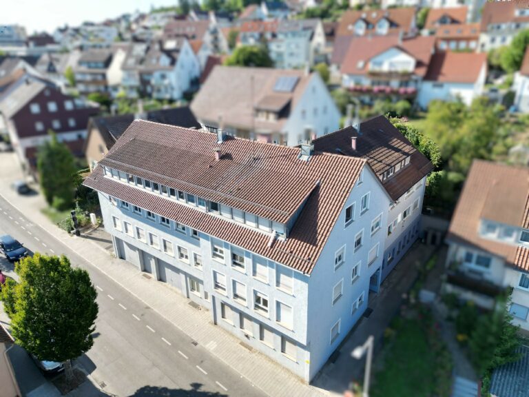 Mehrfamilienhaus - Esslingen